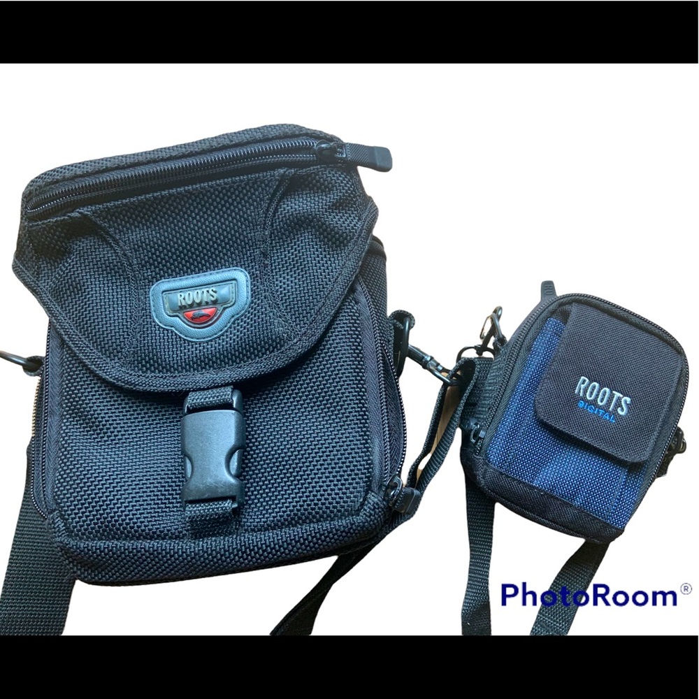 Roots Camera Bags Small one is new